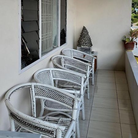 Valencia Homestay Redpartner ปาราปัต ภายนอก รูปภาพ