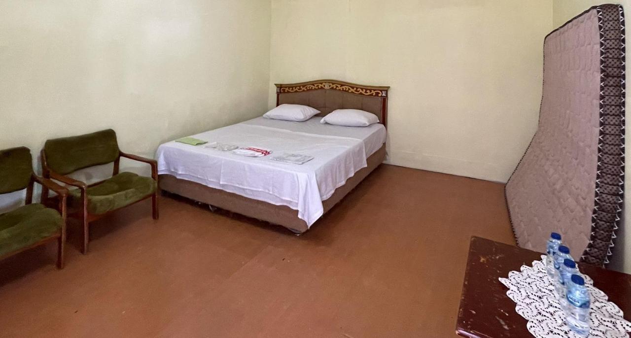 Valencia Homestay Redpartner ปาราปัต ภายนอก รูปภาพ