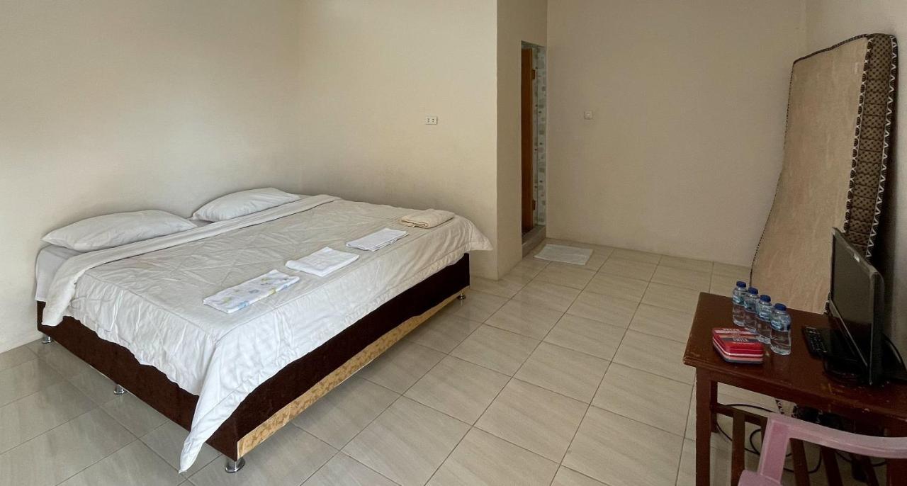 Valencia Homestay Redpartner ปาราปัต ภายนอก รูปภาพ